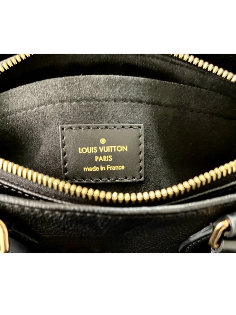 SAVE $760! Louis Vuitton OnTheGo East West Black Empreinte Monogram Shoulder Bag
